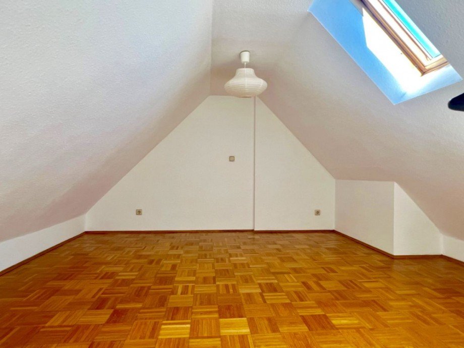 Schlaf- oder Arbeitsbereich Empore Dachgeschosswohnung Darmstadt