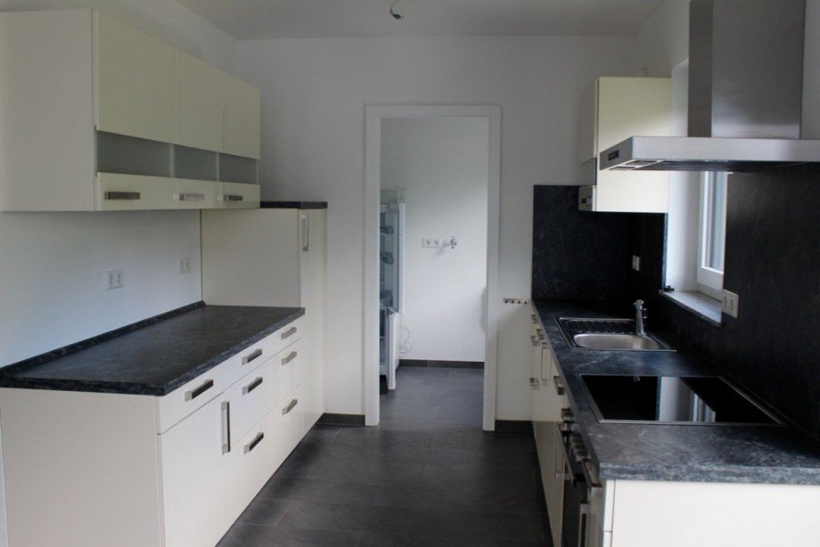 K�che mit EBK Etagenwohnung Darmstadt