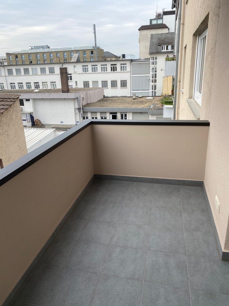 Balkon Darmstadt Etagenwohnung Komplett renoviert - City Wohnung im Zentrum von Darmstadt