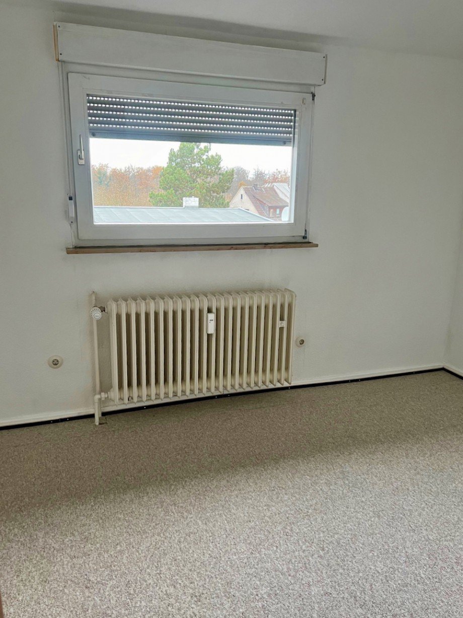 Racano Immobilien B�ro Dachgeschosswohnung Messel