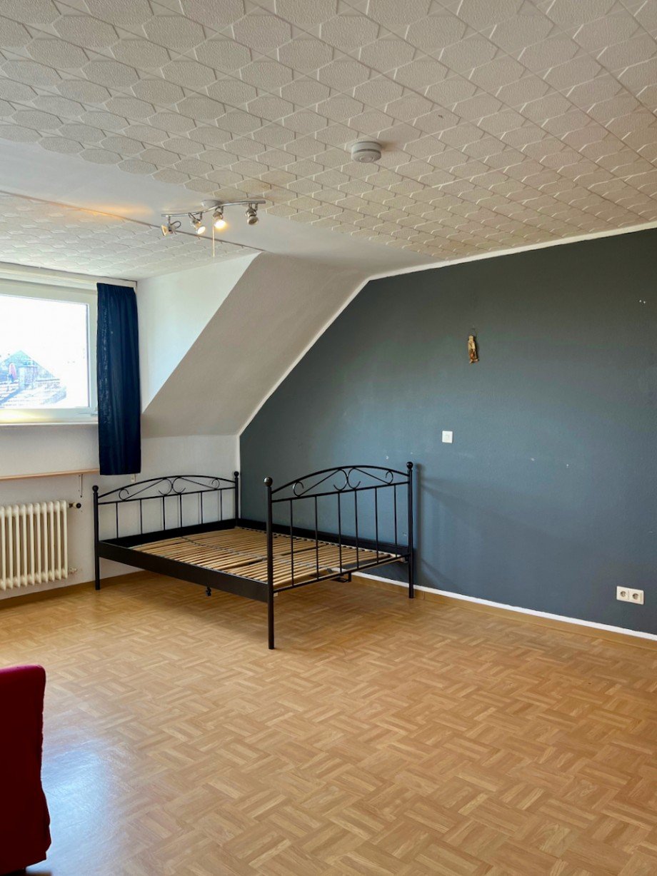 Racano Immobilien Elternschlafzimmer 1 Etagenwohnung Darmstadt