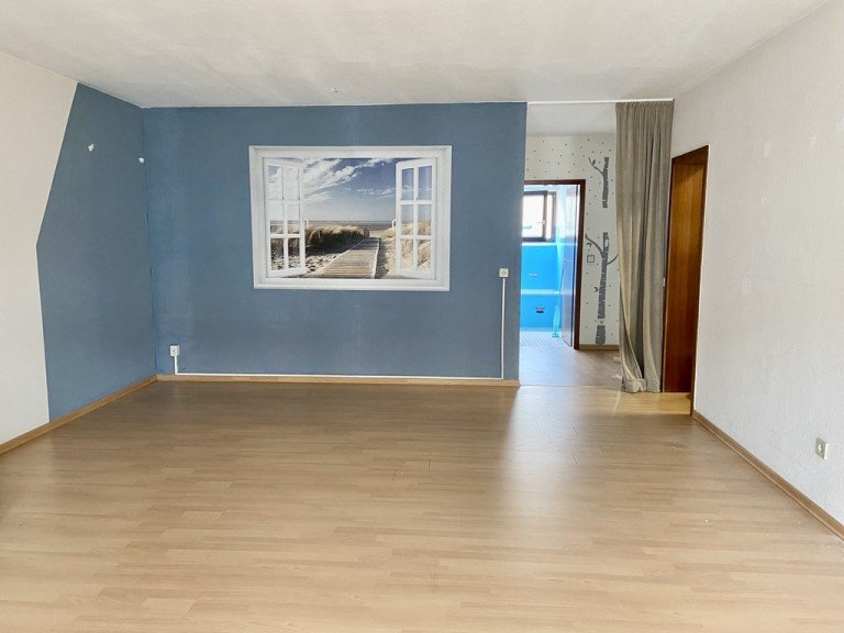 Wohnzimmer mit Zugang zum Balkon Ro�dorf Etagenwohnung *Perfekt f�r Singles oder P�rchen - 2,5 Zimmer Wohnung in Ro�dorf*