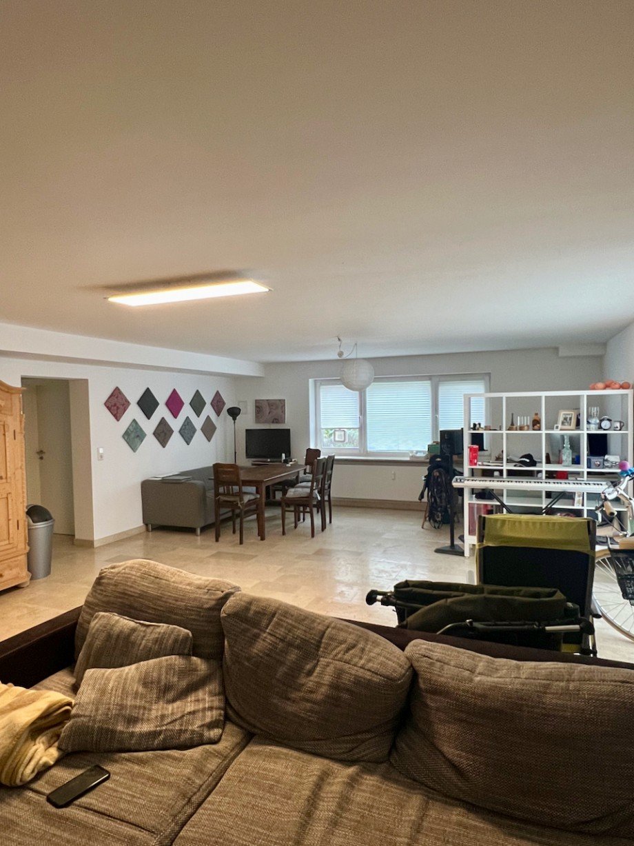 Wohnzimmer Souterrainwohnung Darmstadt