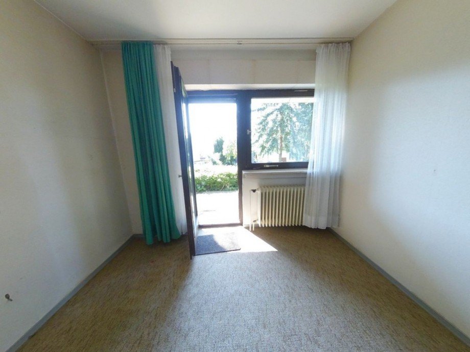 Kinderzimmer mit Zugang zur Terrasse Einfamilienhaus Rossdorf-Gundernhausen