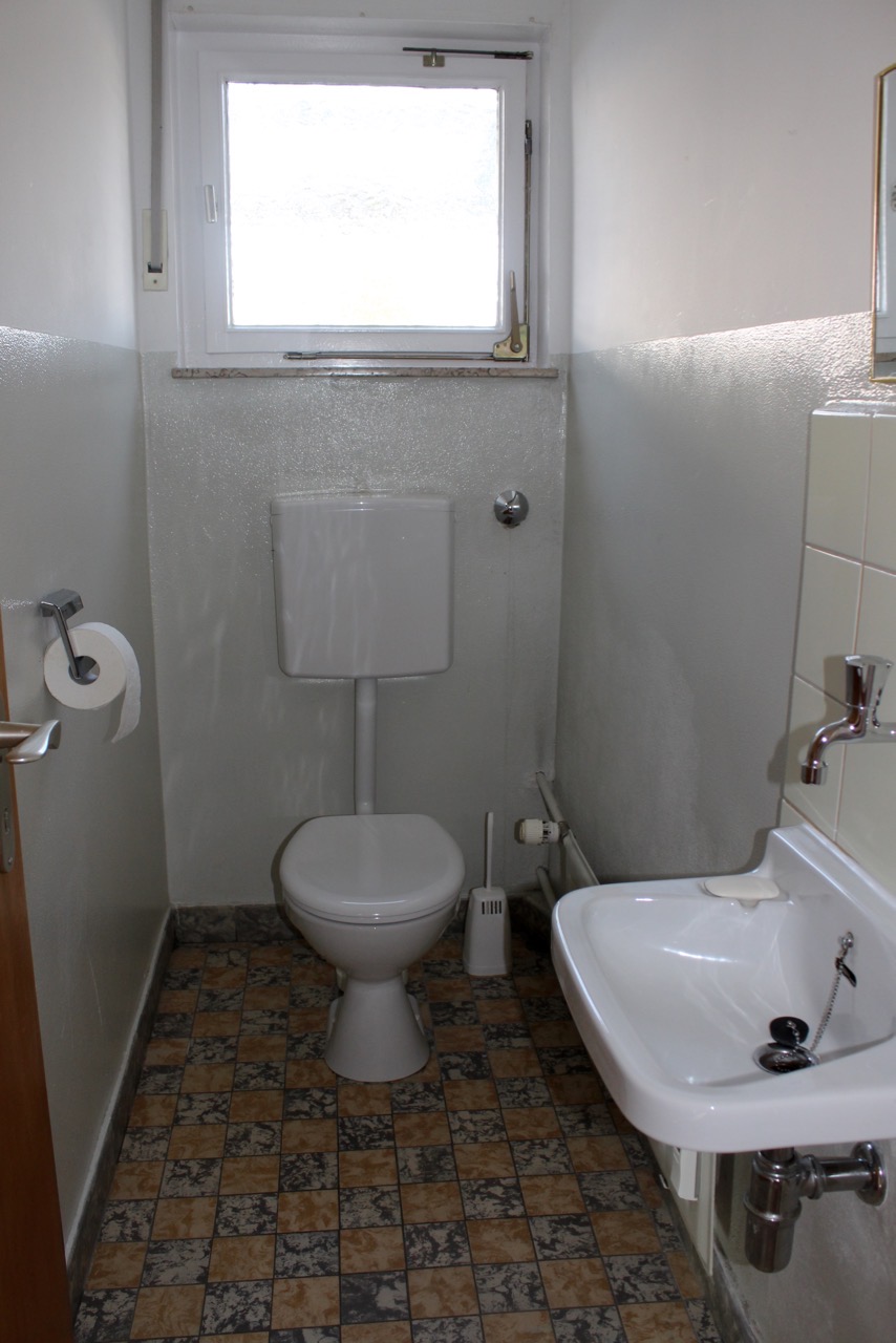 G�ste WC Erdgeschosswohnung Darmstadt