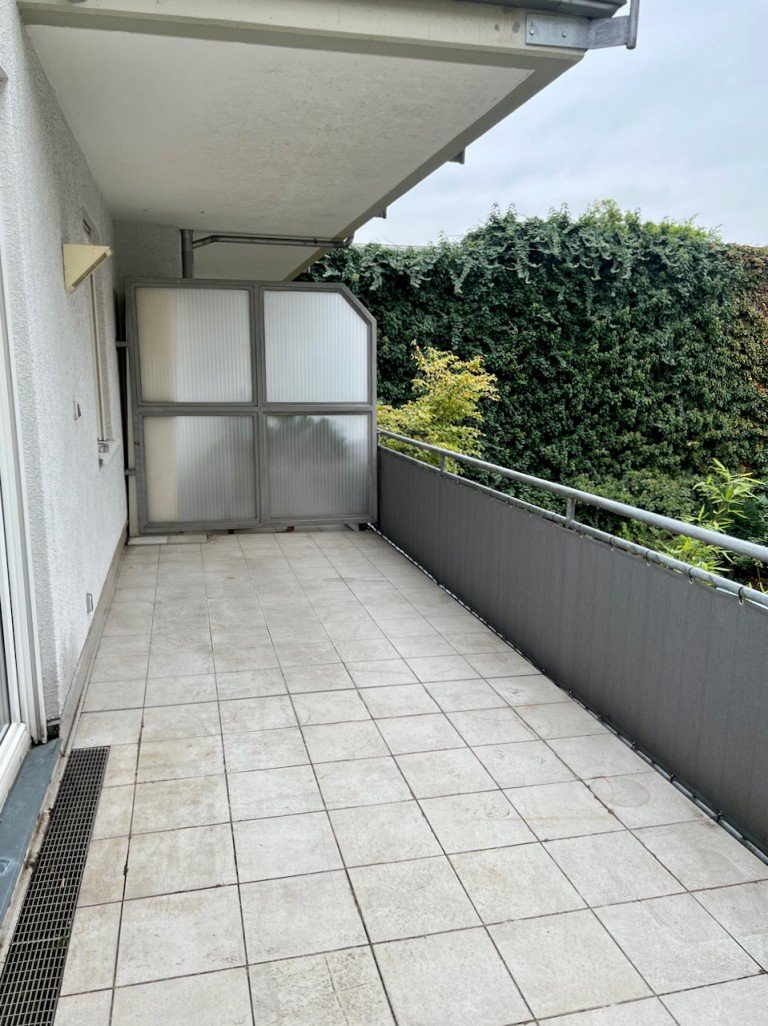 Balkon_Racano Immobilien Darmstadt Etagenwohnung Mitten in Bessungen - Attraktive 2 Zimmer Wohnung