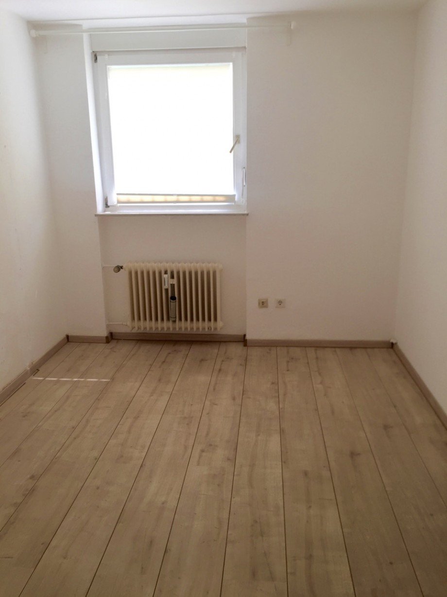 Schlafzimmer Souterrainwohnung Darmstadt