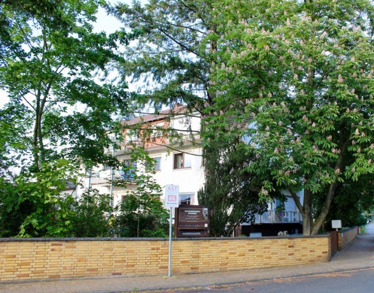 Ansicht Griesheim Etagenwohnung Gro�z�gige 3 Zimmer Wohnung mit S�dbalkon