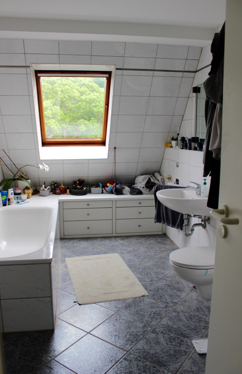 Badezimmer Dachgeschosswohnung Darmstadt