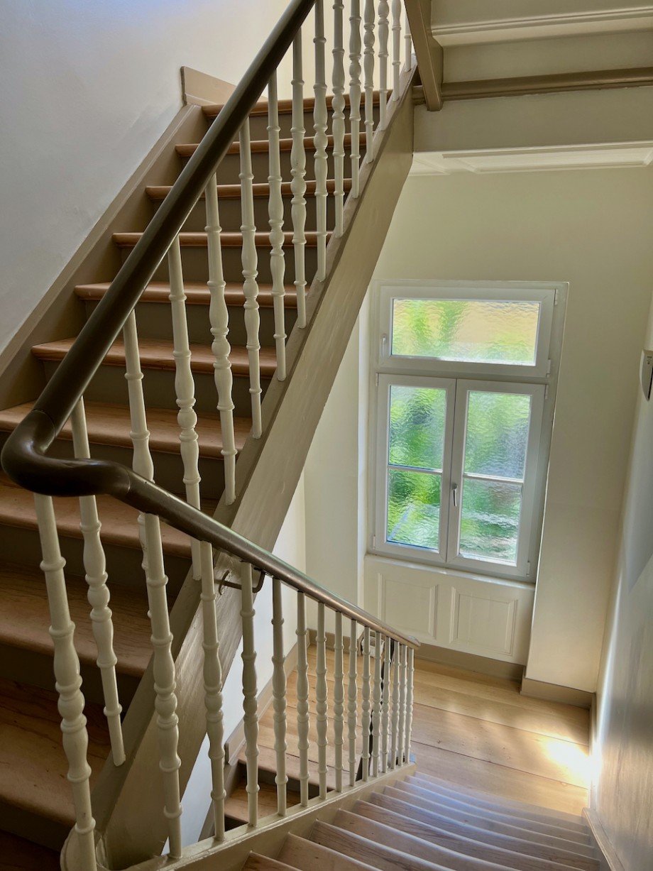 Racano Immobilien Johannesviertel Treppenhaus Etagenwohnung Darmstadt