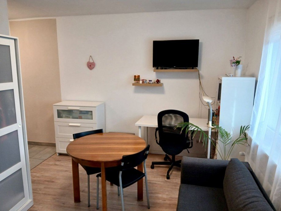 Wohn-Schlafzimmer Etagenwohnung Darmstadt