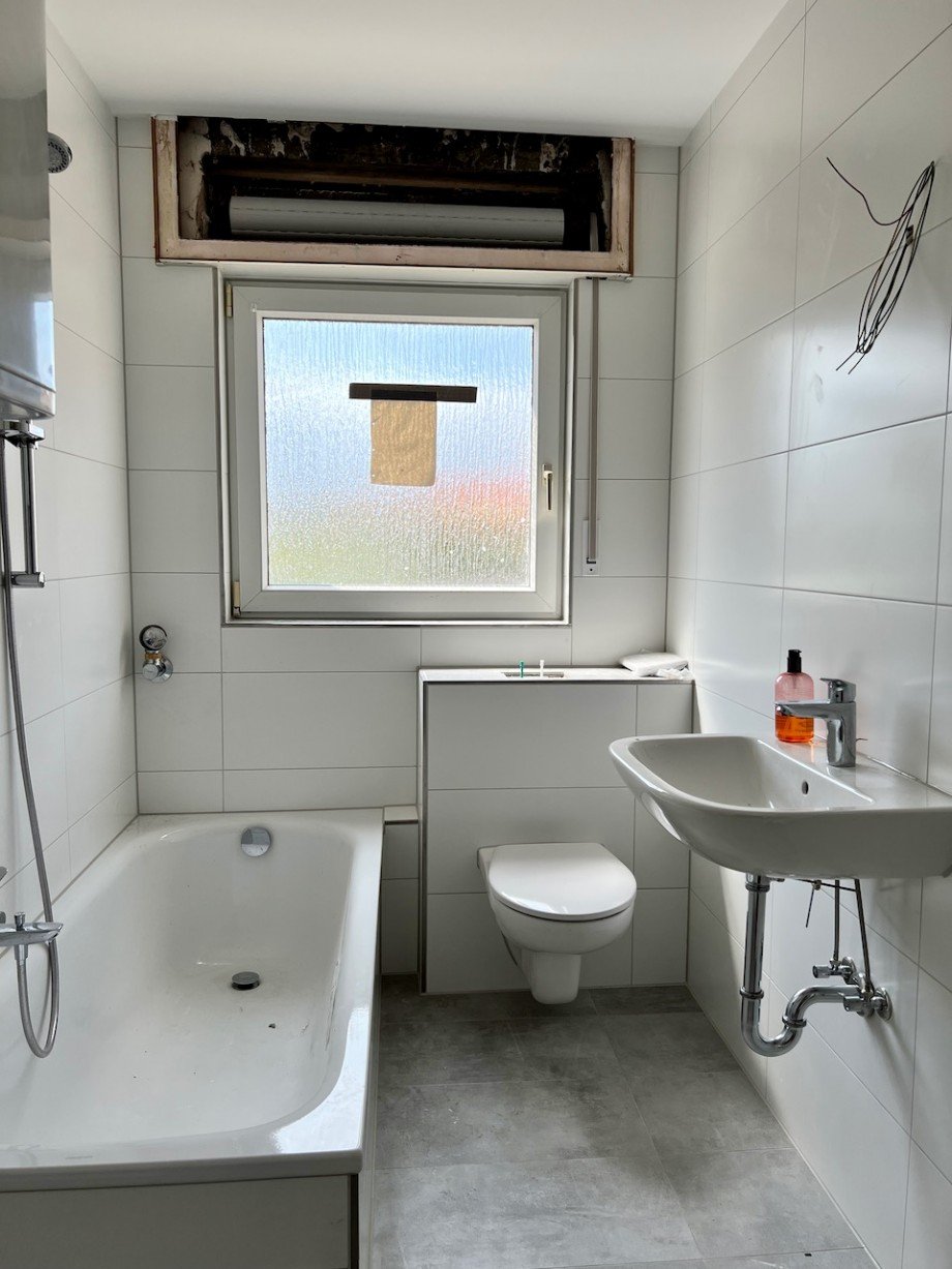 Tageslichtbad Erdgeschosswohnung Erzhausen