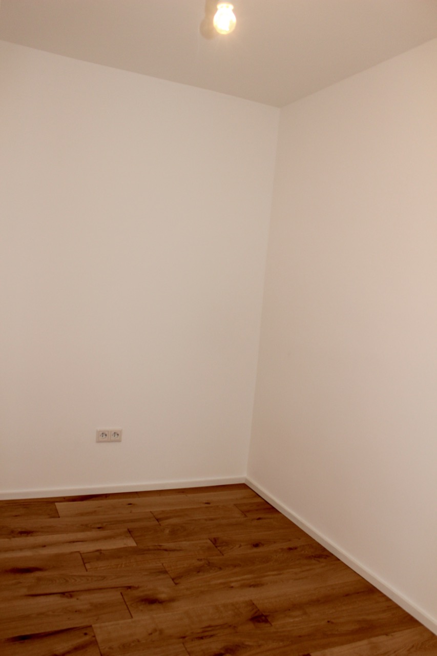 Ankleidezimmer/ 1/2 Raum Etagenwohnung Darmstadt