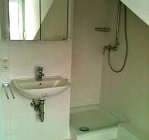 Bad Steinbergviertel! Charmante und renovierte 2 Zimmer Wohnung f�r Singles!