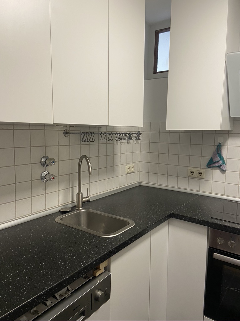 K�che (EBK gegen Abstand) Etagenwohnung Ro�dorf