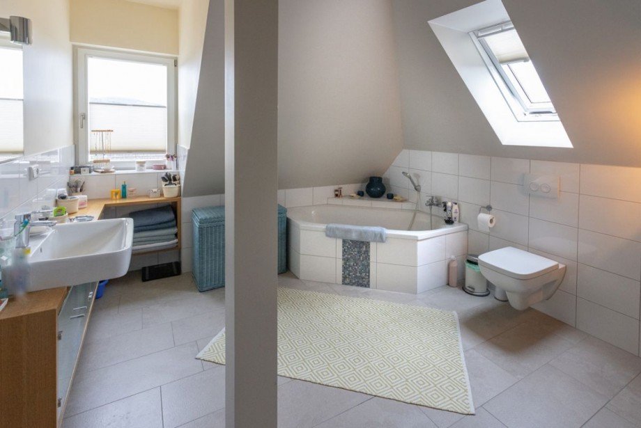 Badezimmer Dachgeschosswohnung Darmstadt