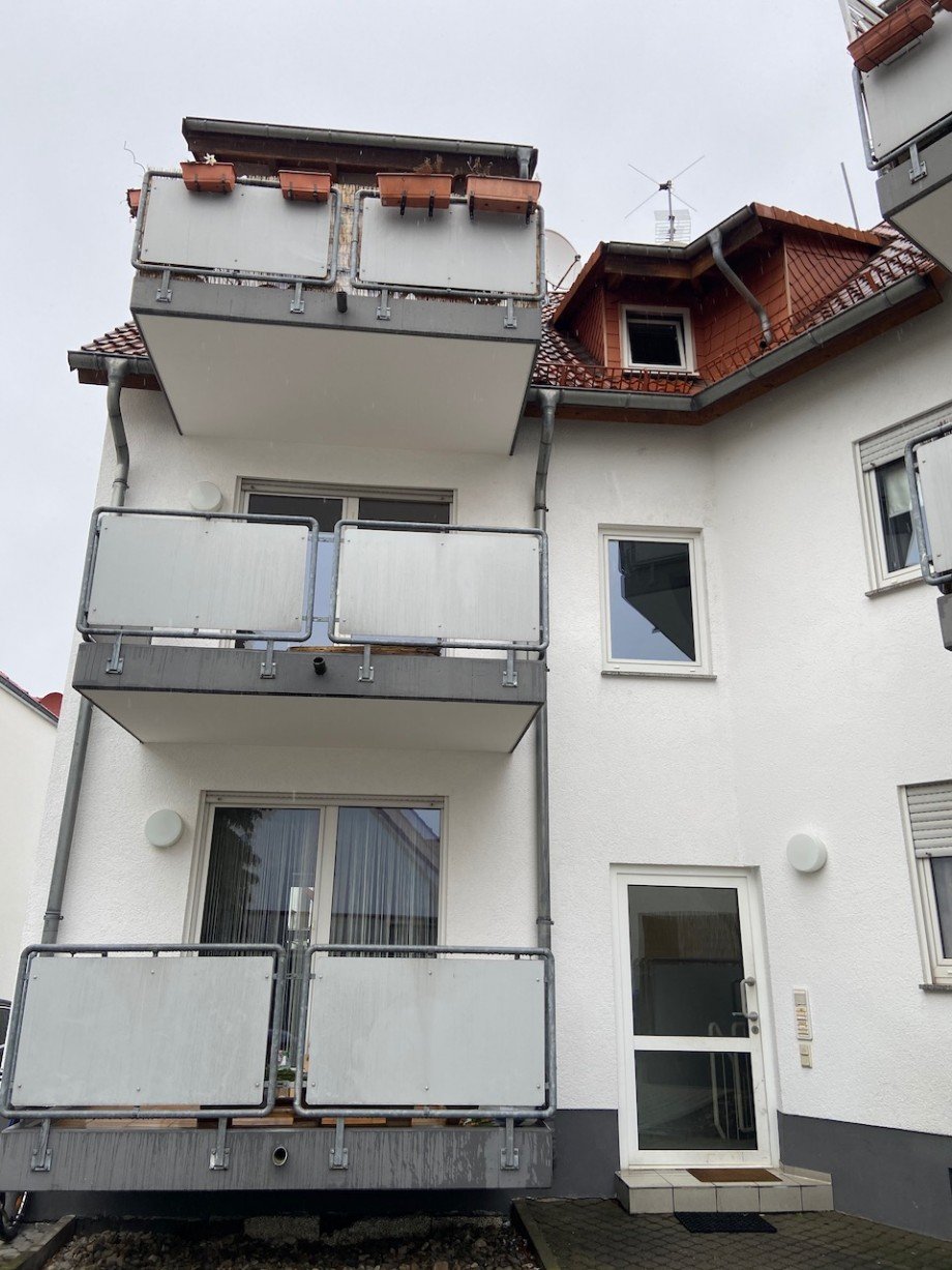 Ansicht - Balkon im 1.OG Etagenwohnung Griesheim