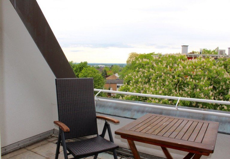 Balkon Darmstadt Dachgeschosswohnung *�ber den D�chern von Bessungen*