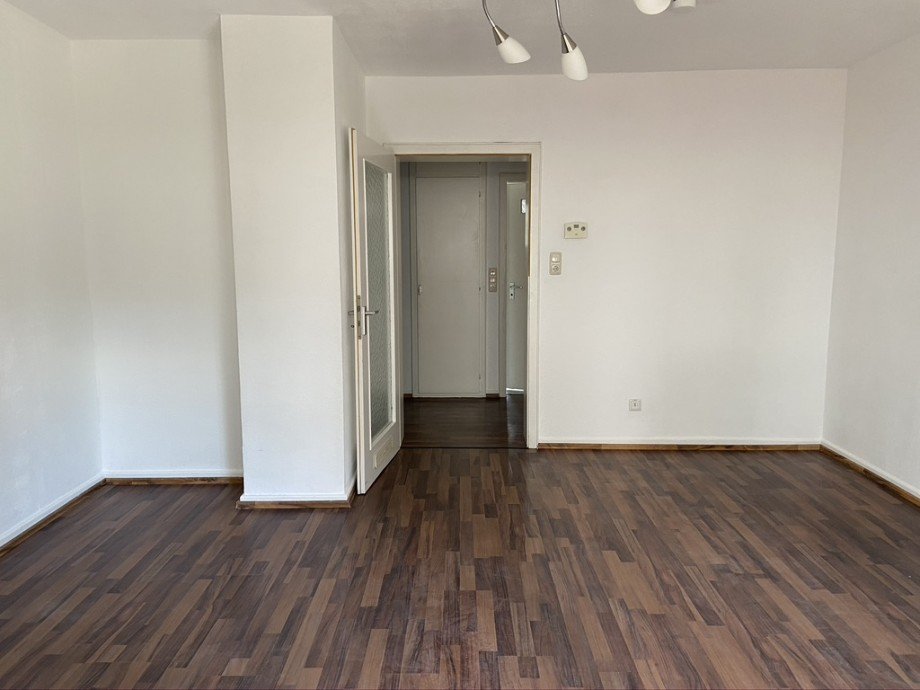 Wohn-/Schlafzimmer Erdgeschosswohnung Darmstadt