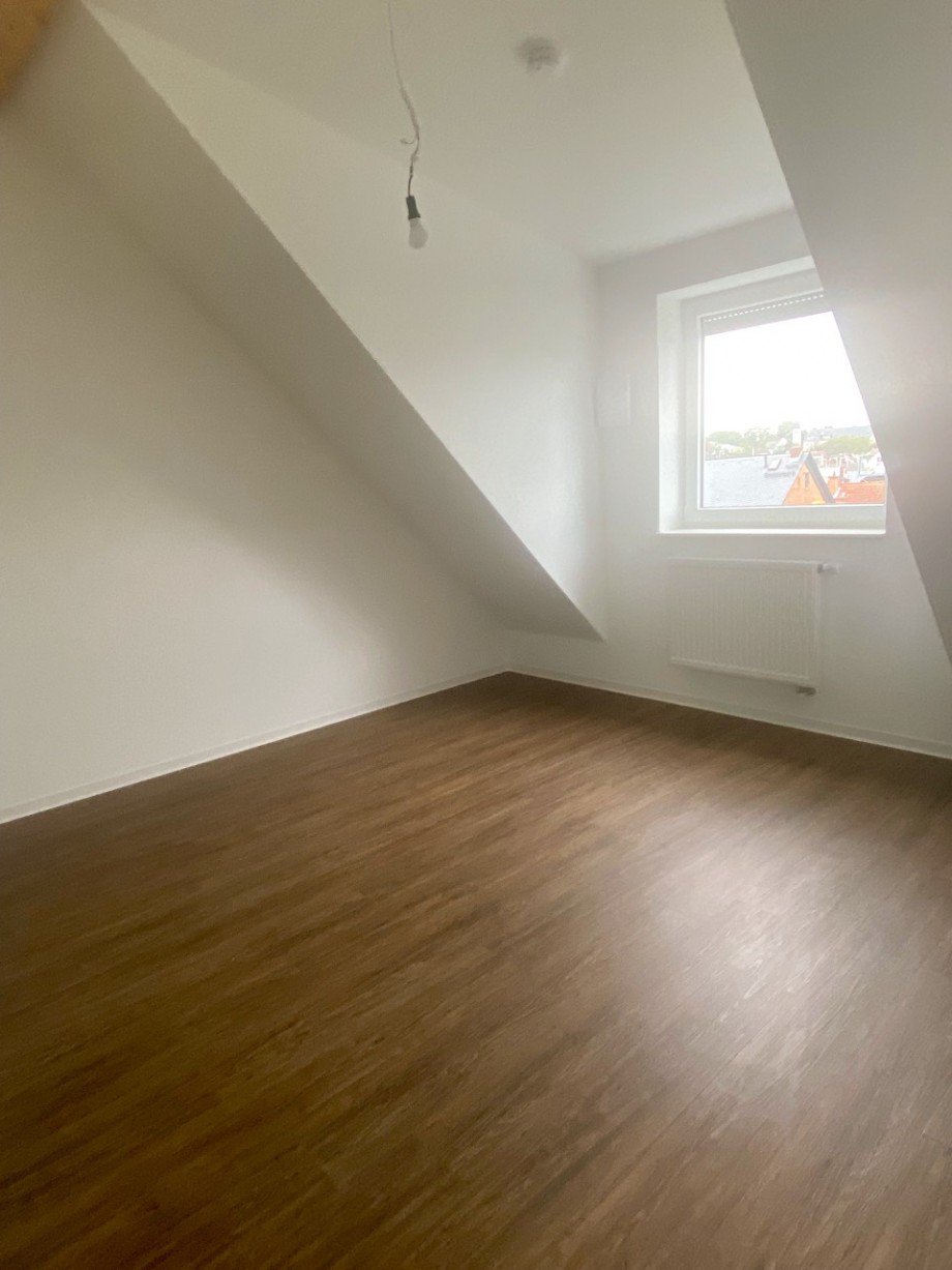 Schlafzimmer 2 Dachgeschosswohnung Mainz