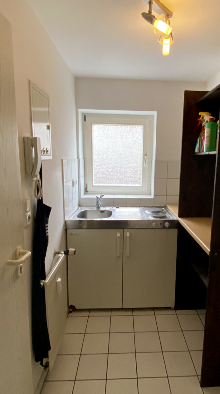 Kochnische Ober-Ramstadt Erdgeschosswohnung Gelegenheit! Ab Mai - Kleine 1 Zimmer Wohnung in Ober-Ramstadt