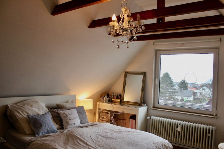 Schlafzimmer 2 Dachgeschosswohnung Darmstadt
