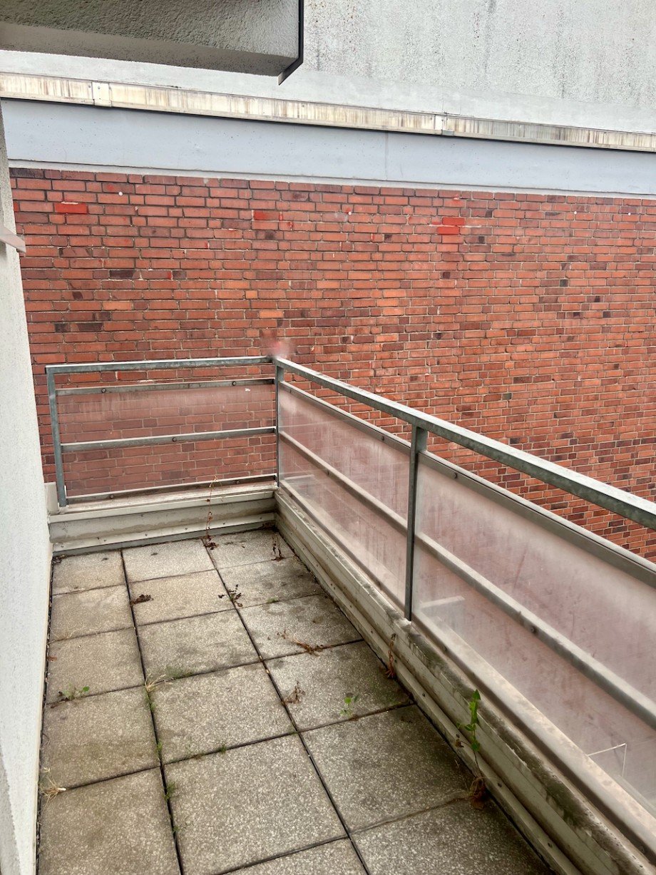 Racano Immobilien Balkon Dachgeschosswohnung Darmstadt
