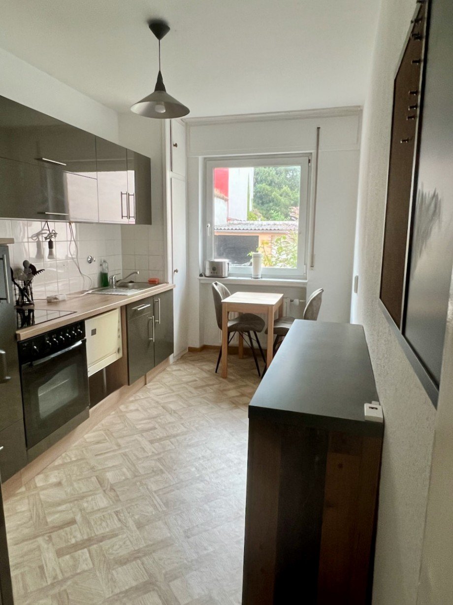 K�che (EBK gegen Abstand) Erdgeschosswohnung Darmstadt