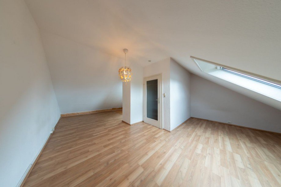 Dachgeschoss Reihenmittelhaus Frankfurt/ Main