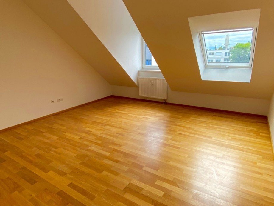 Wohnzimmer Dachgeschosswohnung Darmstadt