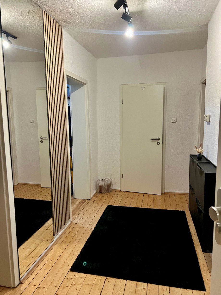 Racano Immobilien Flur Dachgeschosswohnung Darmstadt