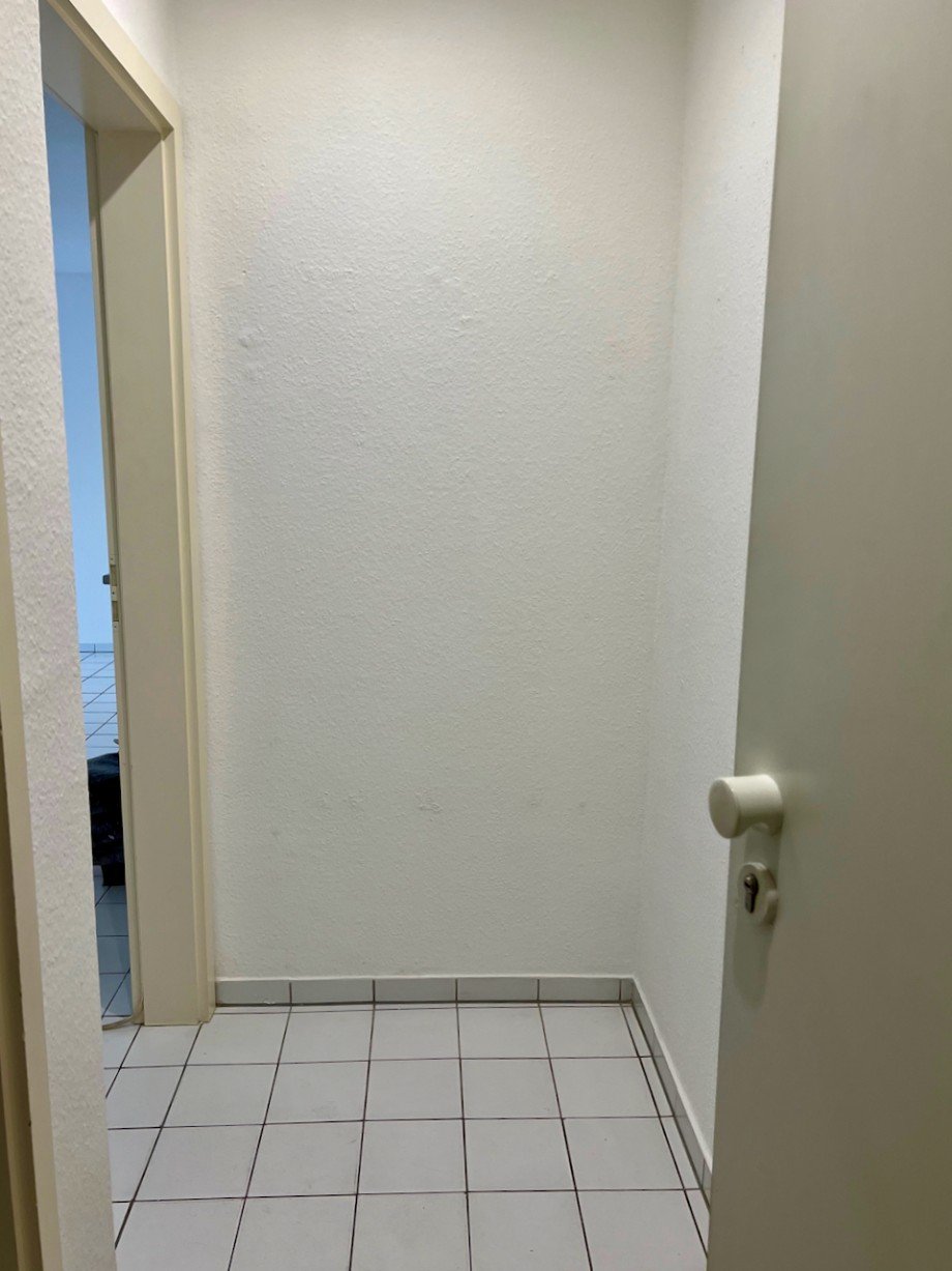 Flur_Racano Immobilien Etagenwohnung Darmstadt