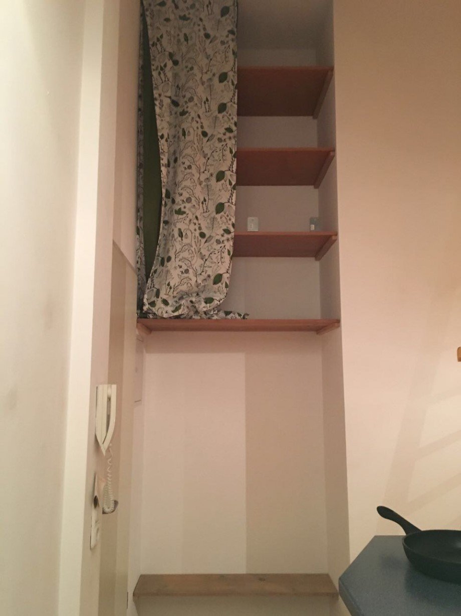 Flur mit Schrank Dachgeschosswohnung Ober-Ramstadt