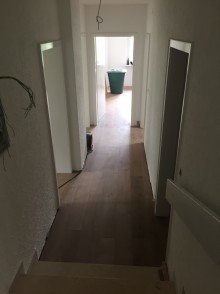 Flur Frisch renovierte 3 Zimmer Wohnung mit Terrasse
