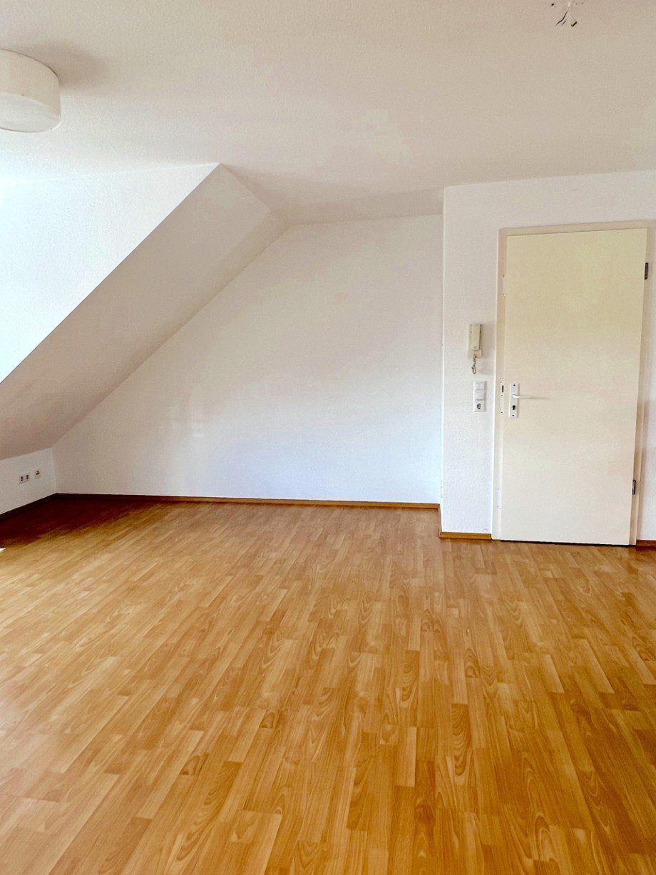 Wohnzimmer Dachgeschosswohnung Darmstadt