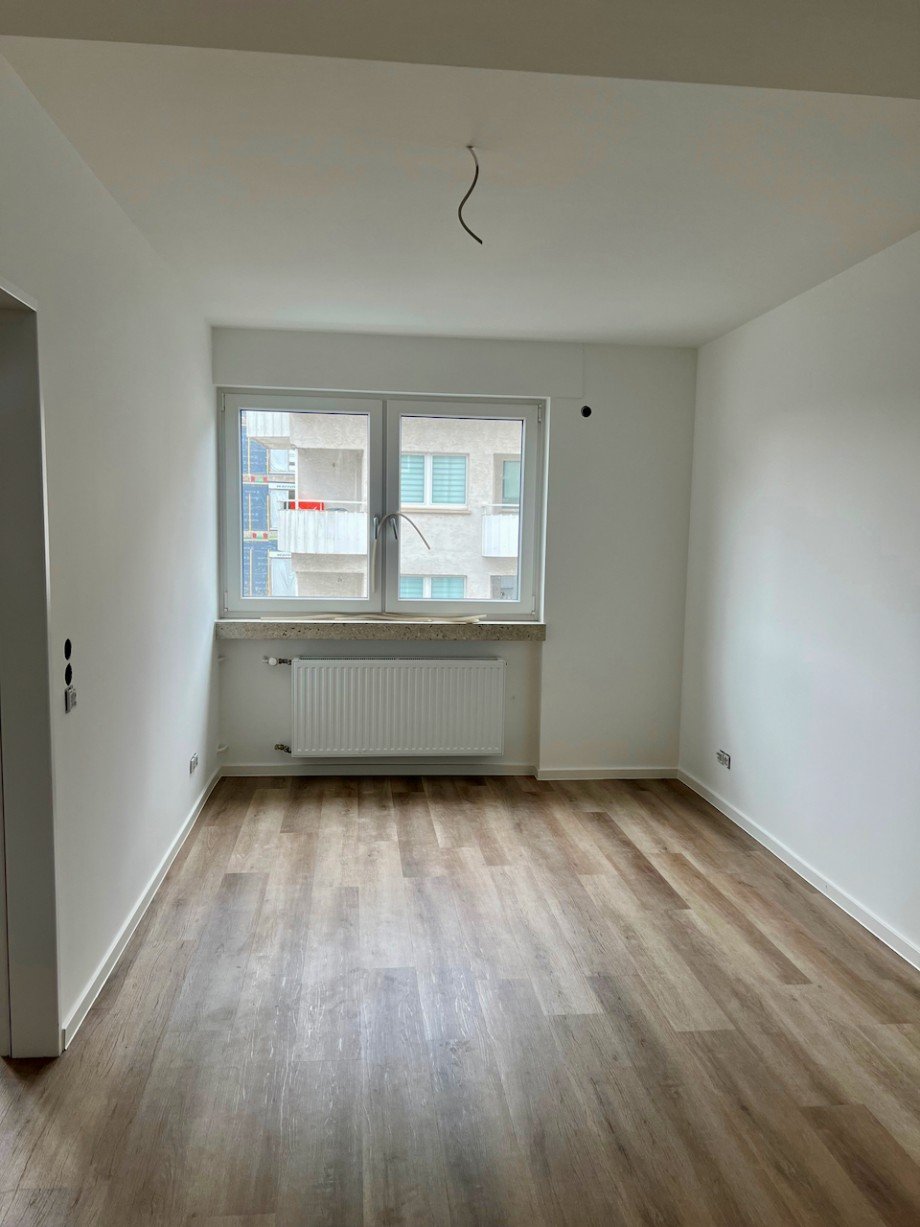 Schlafzimmer Whg.li Innenstadt RacanoImmobilien.jpeg Etagenwohnung Darmstadt