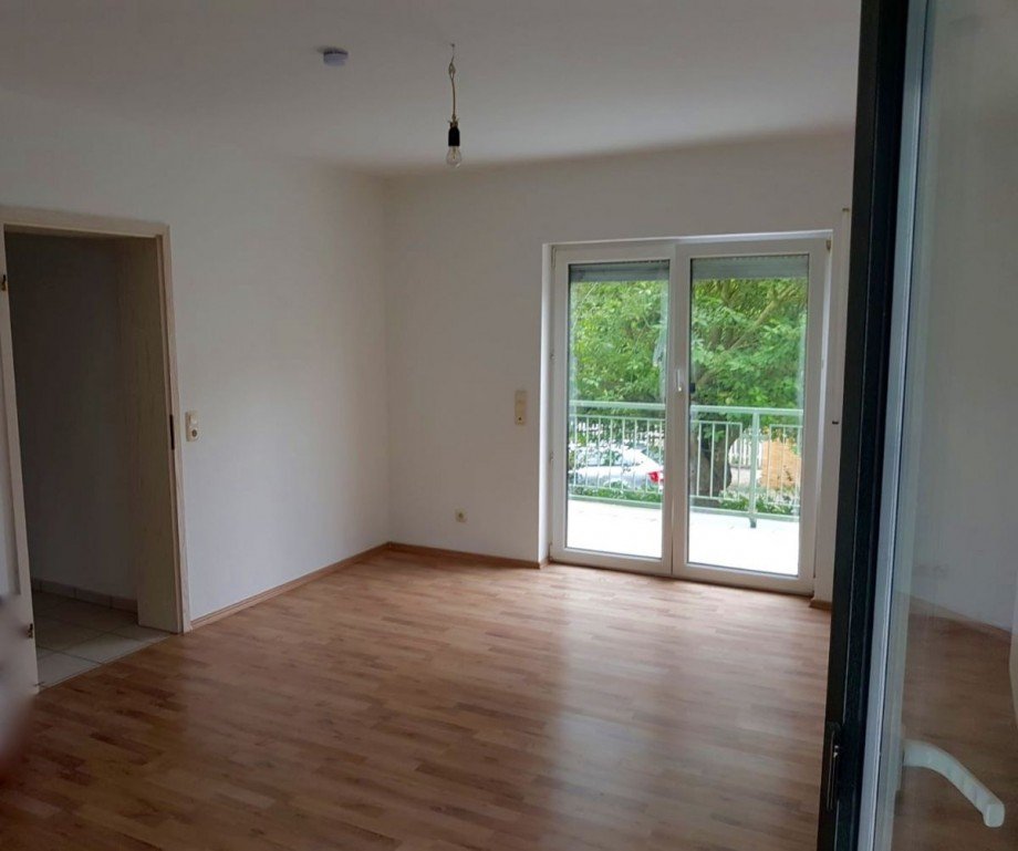 Wohnzimmer Etagenwohnung Ober-Ramstadt/ Modau