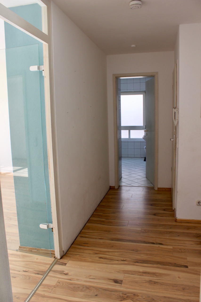 Diele mit Wandschrank Etagenwohnung Ober-Ramstadt