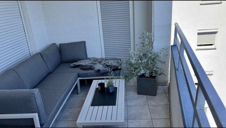 Racano Immobilien - Balkon Messel Wohnung *Racano Immobilien* Gro�z�gige 2 Zimmer Wohnung mit Balkon.
