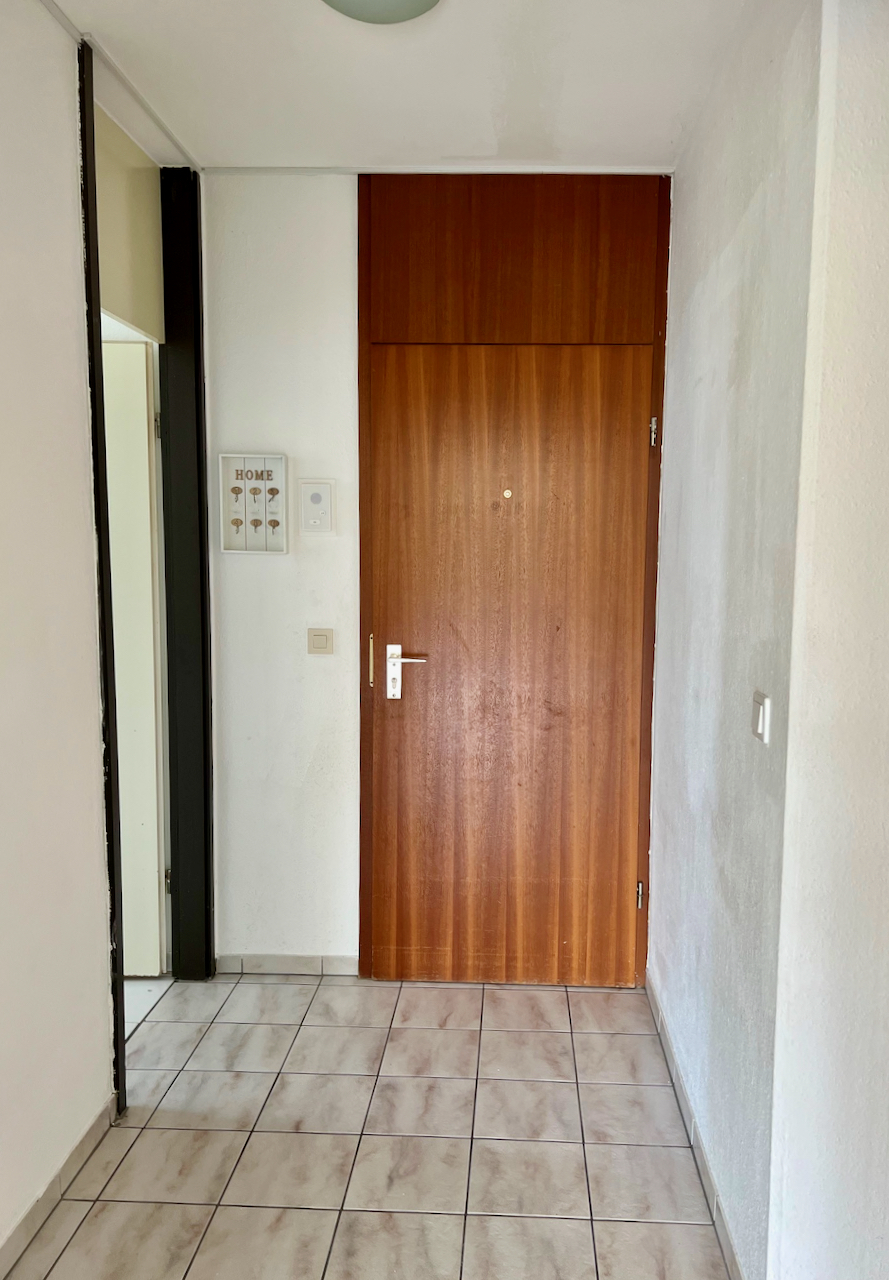 Siemensstr. Flur Racano Immobilien Etagenwohnung Darmstadt
