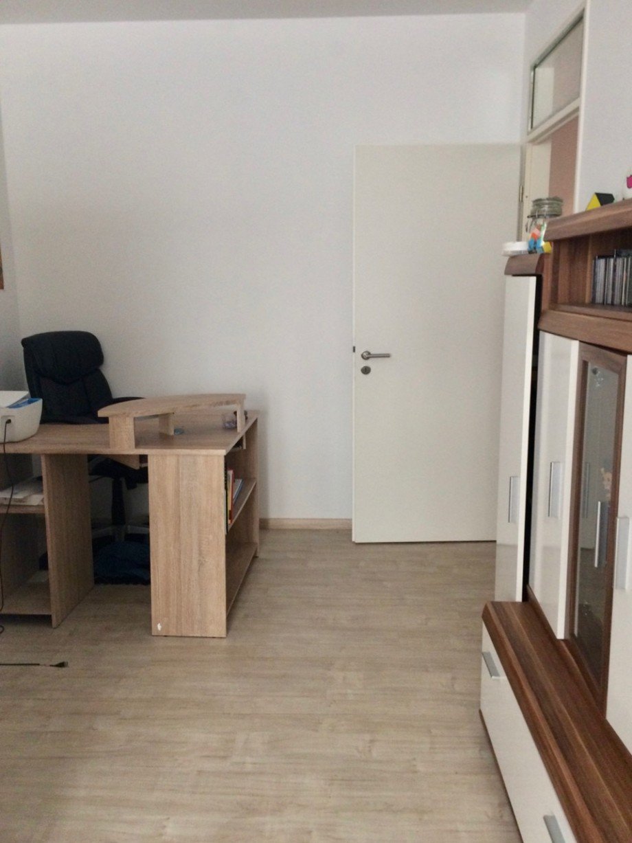 Schlafzimmer 1 Souterrainwohnung Darmstadt