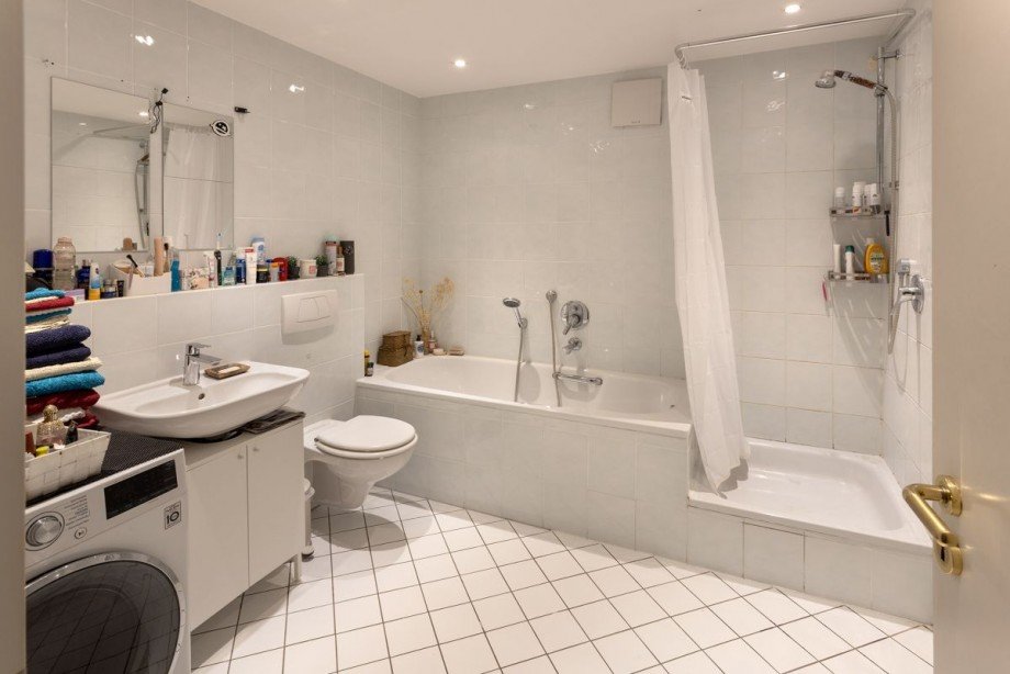 Racano Immobilien Bad 01 Wohnung Darmstadt