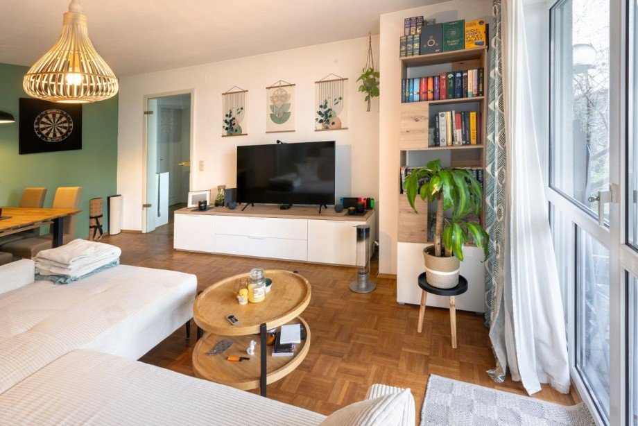 Racano Immobilien Wohnzimmer 03 Wohnung Darmstadt