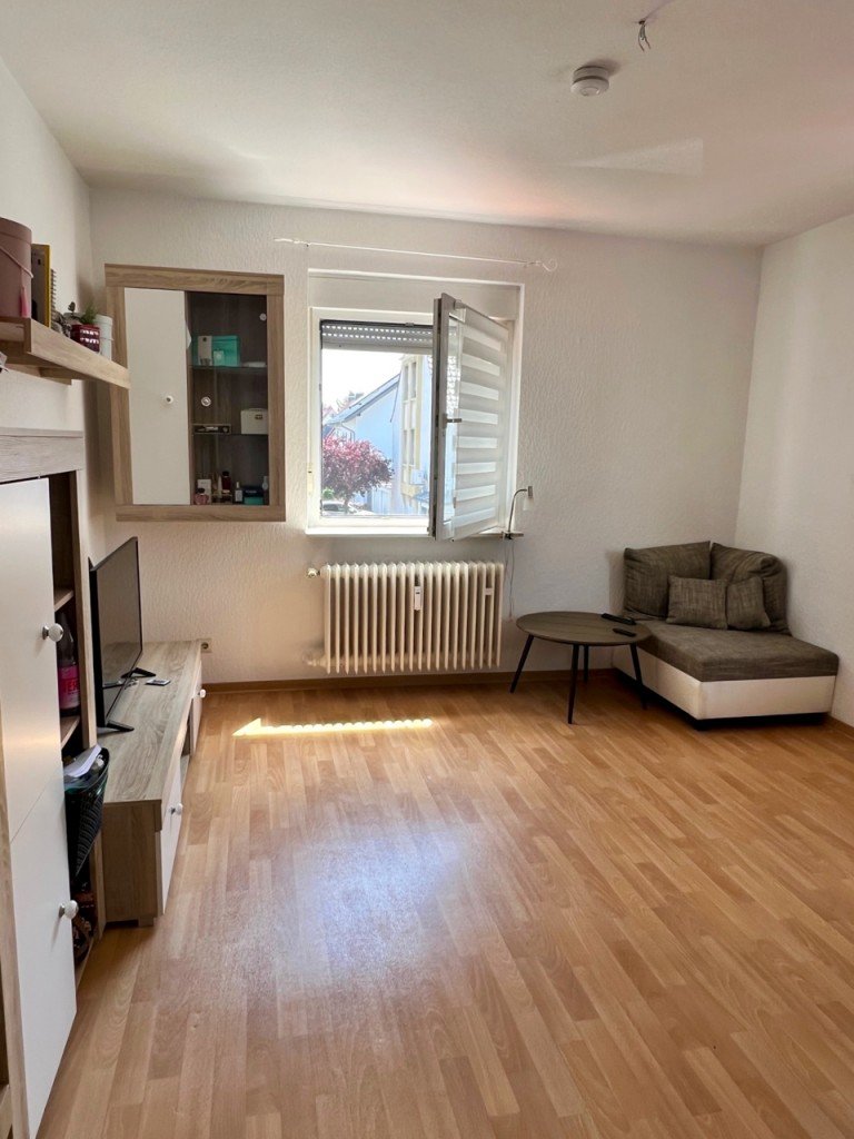 Wohnbereich Darmstadt Etagenwohnung *Single Apartment in DA-West/ Heimst�ttensiedlung*