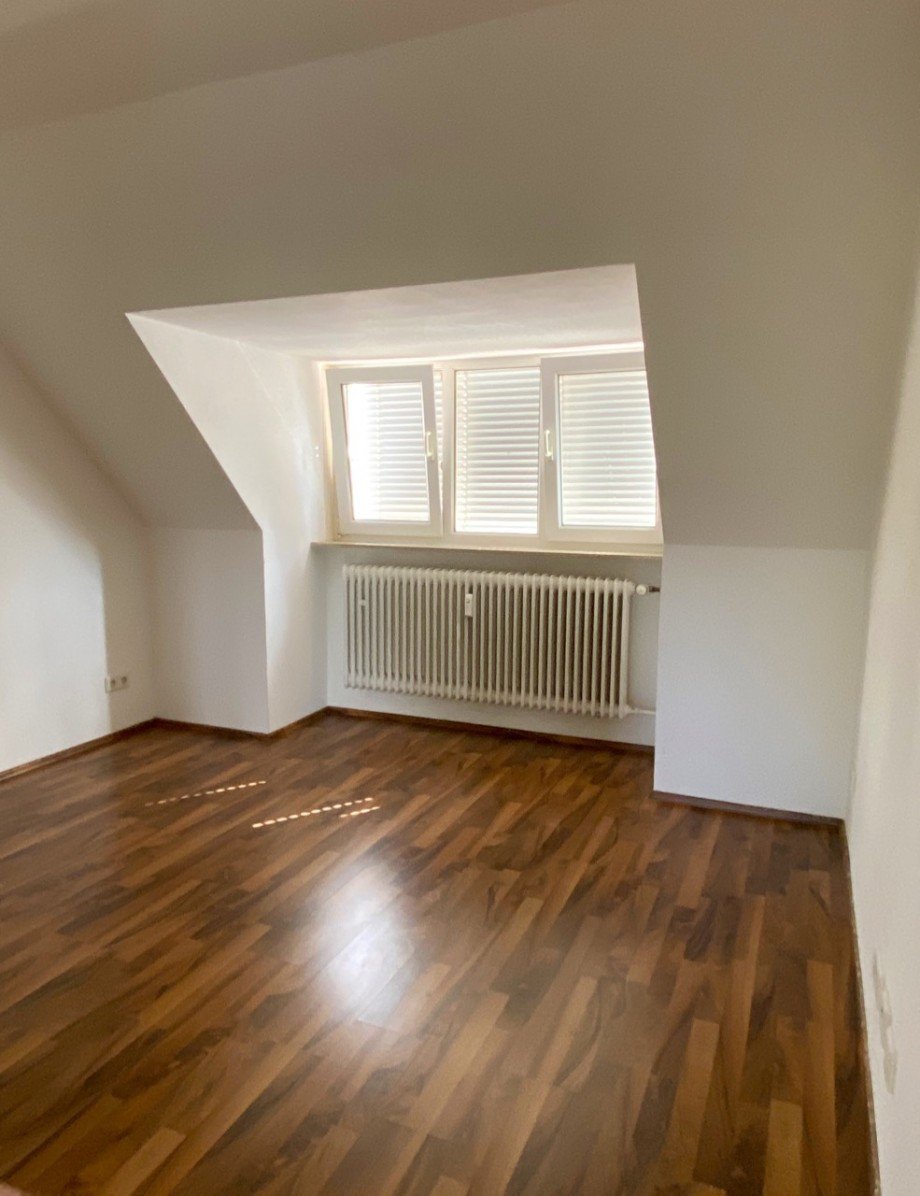 Schlafzimmer Dachgeschosswohnung Darmstadt