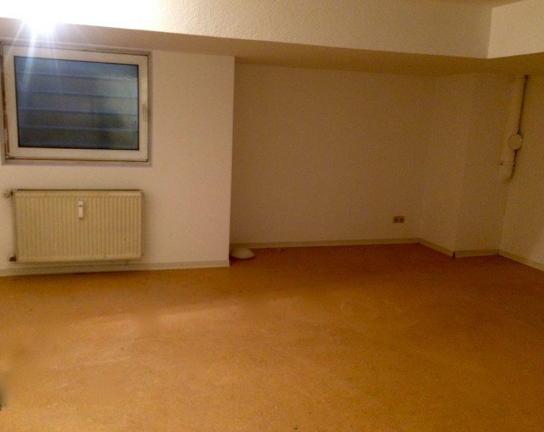 Raum 1 Darmstadt B�rofl�che Darmstadt Bessungen - Gewerber�ume im Souterraine oder Lager/ Archiv