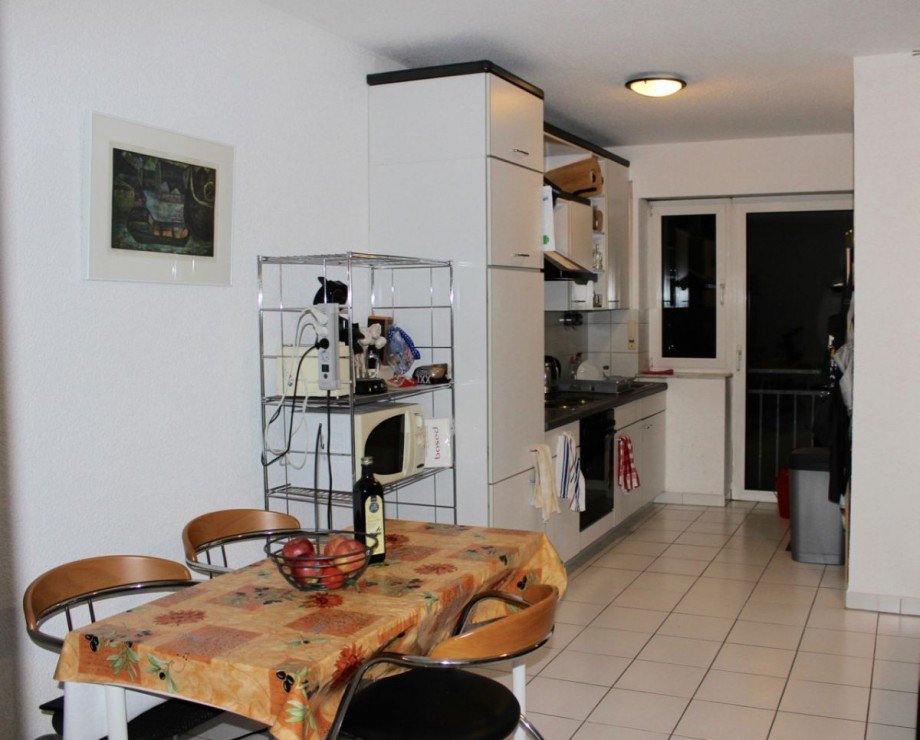 Essbereich mit Blick in die K�che Etagenwohnung Darmstadt