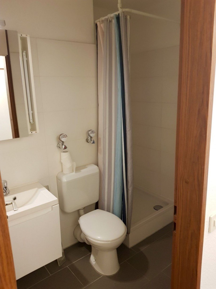 Racano Immobilien_Duschbad Etagenwohnung Darmstadt