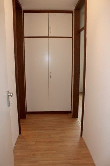 Flur mit Einbauschrank G�nstig geschnittene 1 Zimmer Wohnung in FH - N�he