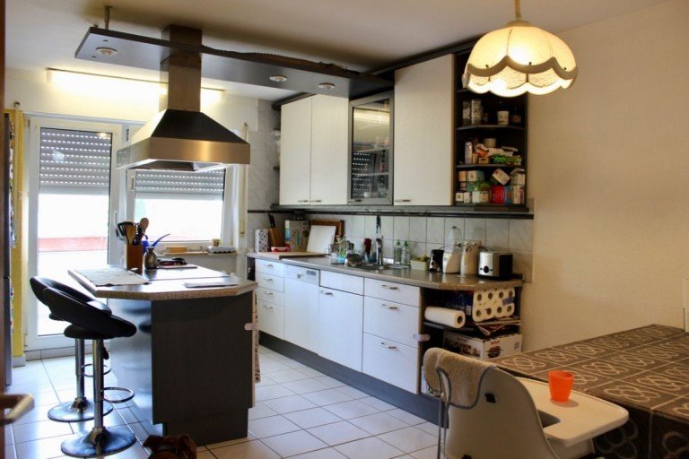Wohnk�che mit Einbauk�che Darmstadt Etagenwohnung *Wohnen in der Heimst�ttensiedlung: Ger�umige 4 ZKB mit XXL Balkon - auch WG geeignet!*